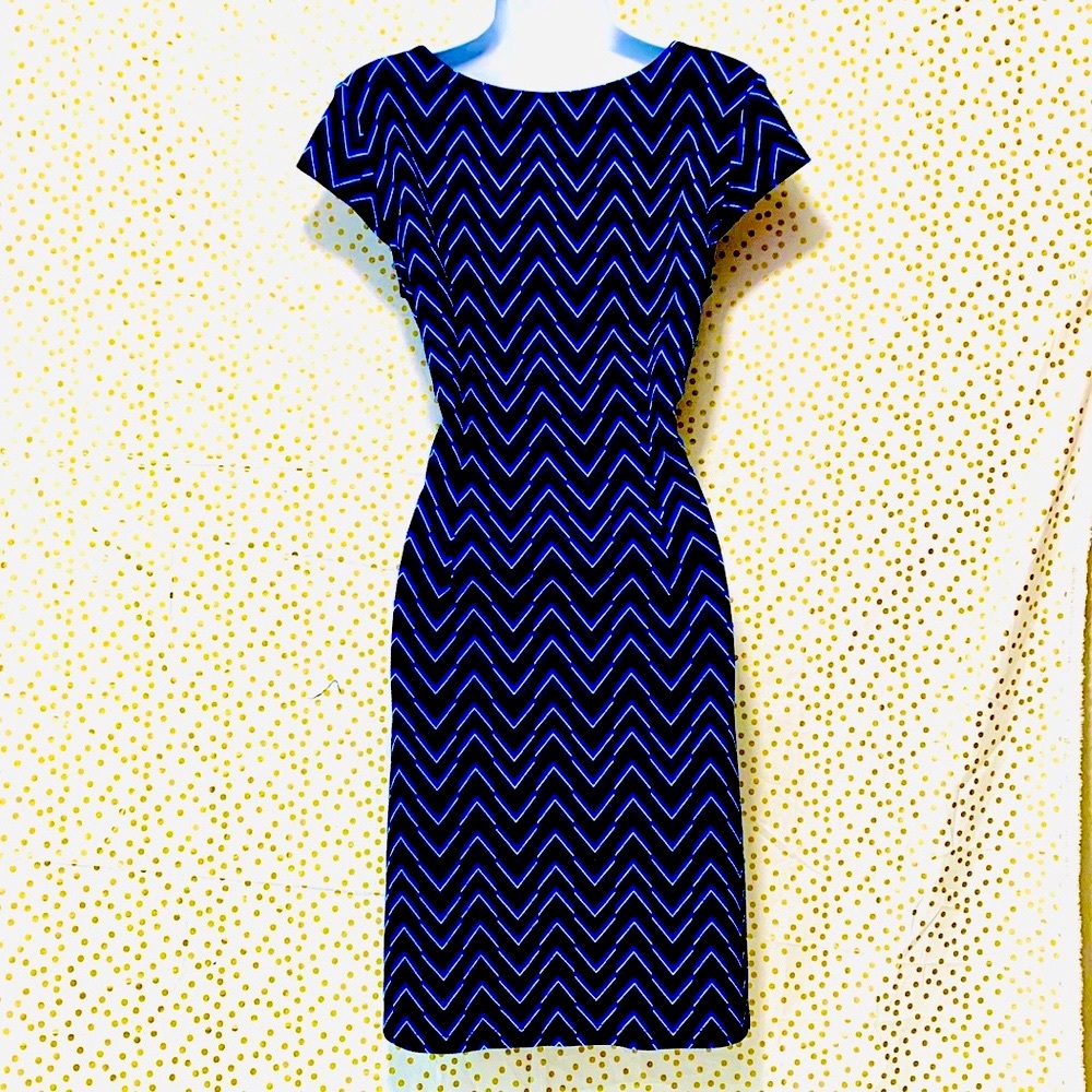 R&K Stripe Fashion Dress - Picture 3 of 4
